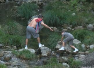 Rescatada unha persoa tras sufrir unha caída nas piscinas naturais do río Pedras