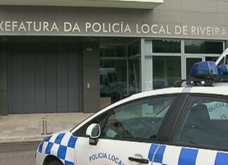 Denuncian irregularidades na adxudicación das prazas de auxiliar na Policía Local de Ribeira
