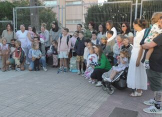 As familias do colexio da Xunqueira piden que se cumpran as ratios
