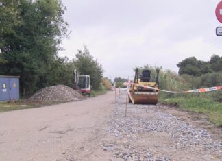 Avanzan a bo ritmo as obras do sendeiro do Río Breiro que contectará Mañóns co núcleo urbano