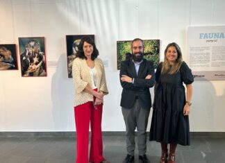 Abanca e Afundación levan a Rianxo a exposición de fotografías ‘Fauna esencial’
