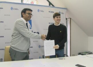 Un convenio con FamilySearch permite a Ribeira avanzar na dixitalización do arquivo municipal