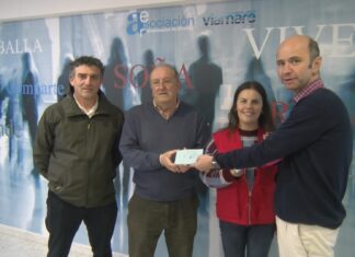 O concello de Ribeira convida á pista de xeo ós cativos con menos recursos