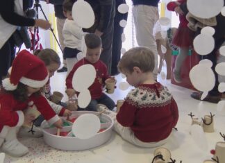 A escola infantil de Ribeira aposta por pedagoxías activas para estimular a creatividade