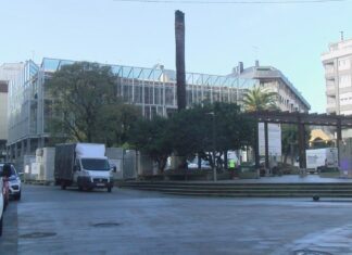 Ribeira estuda ampliar a instalación de paneis fotovoltáicos a máis edificios municipais