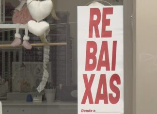 Zona Aberta augura unhas boas rebaixas tras un Nadal animado no comercio local vilagarcián