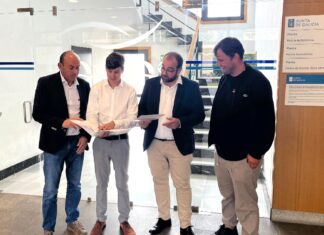 Ribeira trasládalle a Portos unha proposta para o emprazamento das atraccións das festas