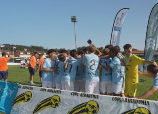 O Celta levanta por segunda vez a Copa Ribadumia