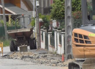 Comezan as obras de pavimentación e mellora da accesibilidade en Vistafermosa