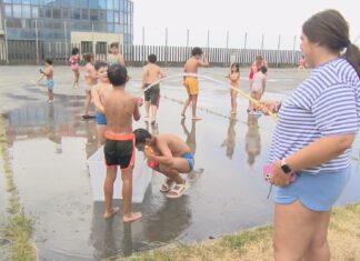 Os nenos en Porto do Son disfrutan un verán máis dos campamentos de verán ‘Movida Urbana’