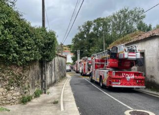 Arde unha casa abandonada na Boliña