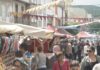 Os noieses recuperan o seu pasado nunha multitudinaria feira medieval