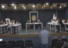 O pleno de Ribeira apoia as demandas da Plataforma para cubrir as prazas médicas do centro de saúde