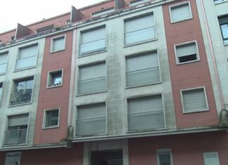 O antigo edificio okupa de Ribeira destinarase a vivenda pública