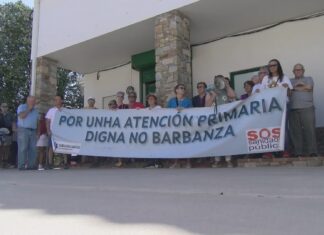 Os veciños de Aguiño denuncian que levan dende o principio do verán cun só médico
