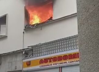 Seis persoas tiveron que ser evacuadas na Pobra a consecuencia dun incendio rexistrado nun edificio