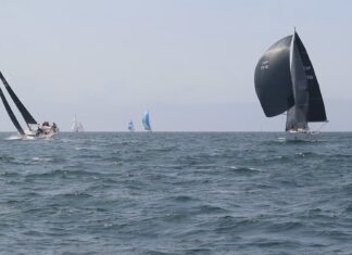 O Mirfak da Armada Española de Ferrol faise co Trofeo Pitusa Sabín