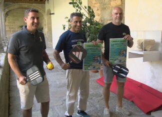 A alameda de Noia acolle o I Torneo de Pickleball