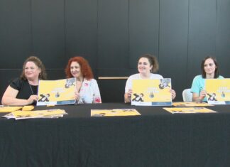 O novo grupo de teatro ‘Enraizadas’ estrearase en Ribeira coa súa primeira proposta ‘Terra Trágame’