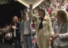 Ribeira arroupa ó seu alcalde a tres días da moción de censura