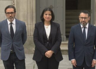 As familias do Villa de Pitanxo ‘máis fortes que nunca’ tras coñecer o informe técnico sobre o naufraxio