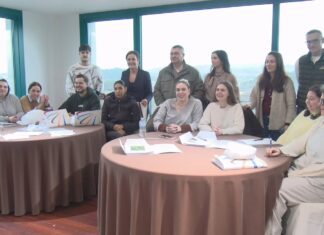 Oito alumnos fórmanse en elaboración de viños e enoturismo cun novo curso da Mancomunidade do Salnés