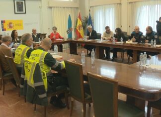 Máis coordinación e máis sinalización, primeiras medidas para paliar o caos no tráfico polos peches da autovía de Marín