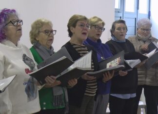 A Coral Xuntanza de Meis celebra trinta anos de traxectoria en plena forma