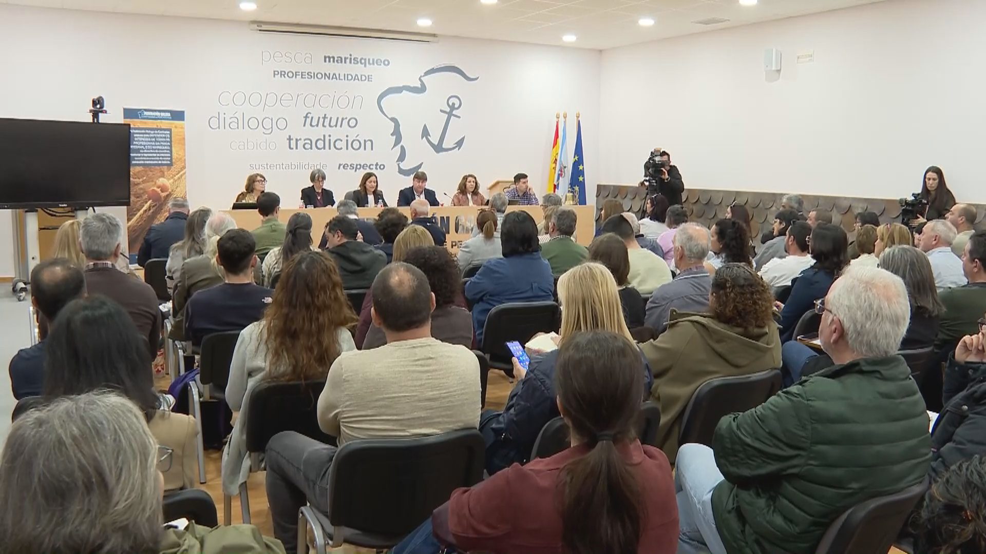 Mar trasdala ás confrarías as axudas para rexenerar os bancos por valor de 23 millóns