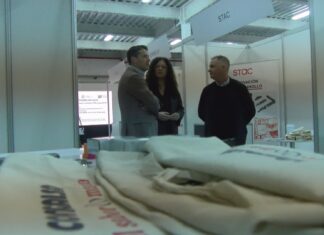 A Feira de Emprego de Boiro convértese no punto de encontro de empresas e demandantes de emprego