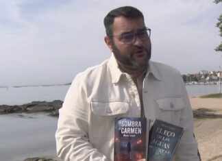 Manuel Losada presenta a súa última novela de misterio ambientada en Boiro