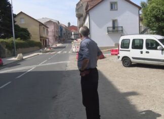 Comezan os traballos a pé de obra para retomar a humanización da travesía de Palmeira