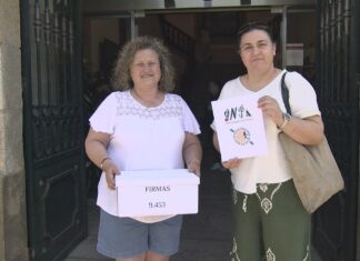 9.453 sinaturas reclamando un centro de día e residencia para o alumnado do CEE de Vilagarcía