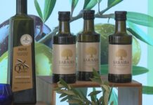 O Salnés presume do seu primeiro aceite de oliva