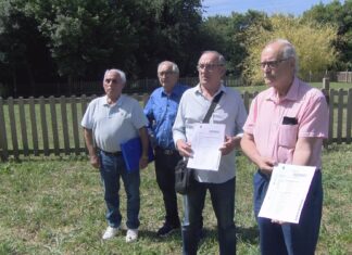 A Asociación de Xubilados de Boiro acusa ó alcalde de querer boicotear o seu proxecto de residencia