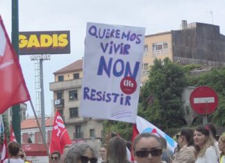 O sector da alimentación na Coruña secunda maioritariamente unha nova xornada de folga