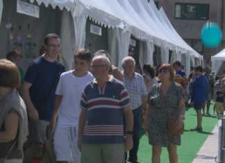 Máis de 20 establecementos participan na XXI Feira de Oportunidades Viamare