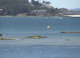 Rescatan a un menor en Barraña que quedou á deriva nunha táboa de paddlesurf