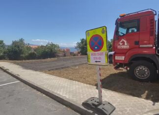 O concello da Pobra ultima o acondicionamento do novo aparcadoiro do Lagar
