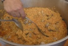 A Festa da Ameixa de Campelo vende máis de 800 quilos de bivalvo na súa estrea como Festa de Interese Turístico de Galicia