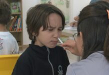A vacinación dos escolares arranca nos colexios do programa piloto, entre eles a Xunqueira 2