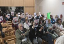 Acordo unánime en Pontevedra para atopar unha solución urxente á falta de auga potable no colexio de Xeve