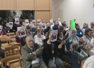 Acordo unánime en Pontevedra para atopar unha solución urxente á falta de auga potable no colexio de Xeve