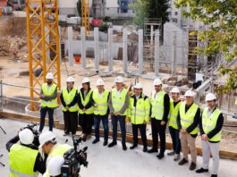 Avanzan as obras do pavillón de Monte Porreiro, chamado transformar o espazo público do barrio
