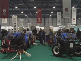 Vintec, o primeiro salón vitivinícola de Galicia, exhibe en Vilagarcía as innovacións do sector