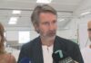 Alberto Varela presenta a denuncia contra o home que o agrediu ao berro de ‘rojos de mierda’